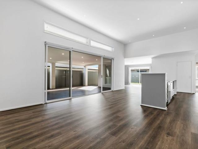 Spacious contemporary family living