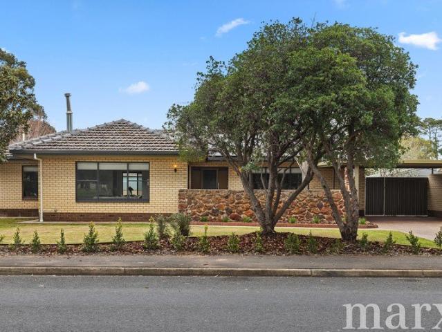 Spacious, contemporary Family Living in Nuriootpa