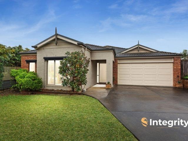 SPACIOUS FAMILY HOME IN COURT LOCATION