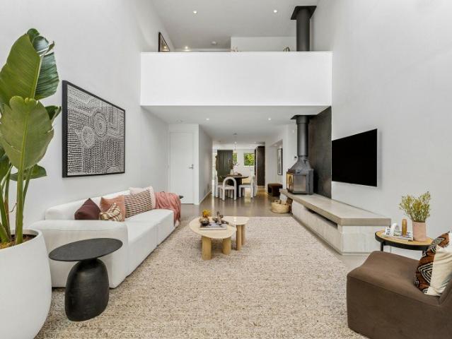 Spacious contemporary residence