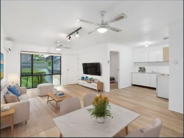 Spacious, Convenient & Family Friendly Living – 3 Bedroom Unit in Woodridge