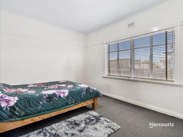 Spacious, Convenient Living Just 15 Minutes from the Hobart CBD