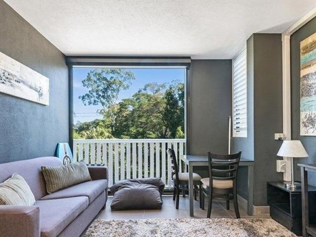 Spacious & Convenient Studio Apartment