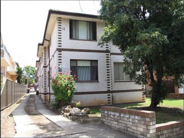 Spacious & Convenient 2 Bedroom Apartment in central Berala