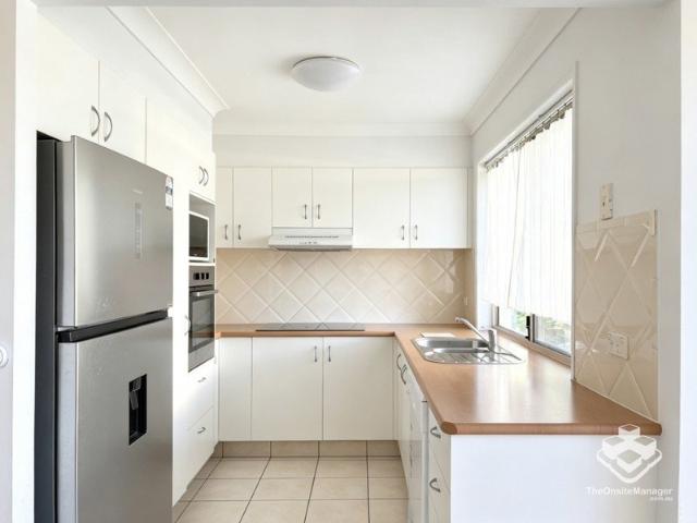 Spacious & Convenient 3 Bedroom Townhouse in Prime Location
