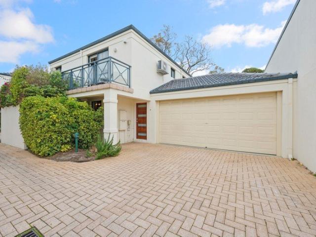 Spacious Coode Street Living in an Exclusive Boutique Enclave