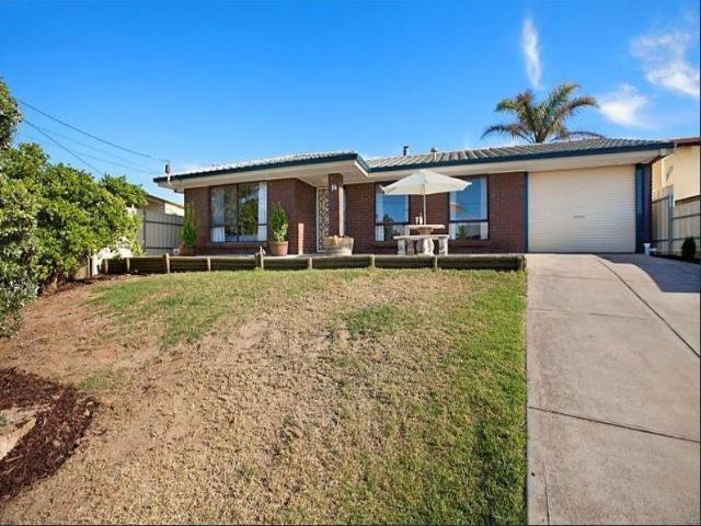Spacious Coastal Convenience!
