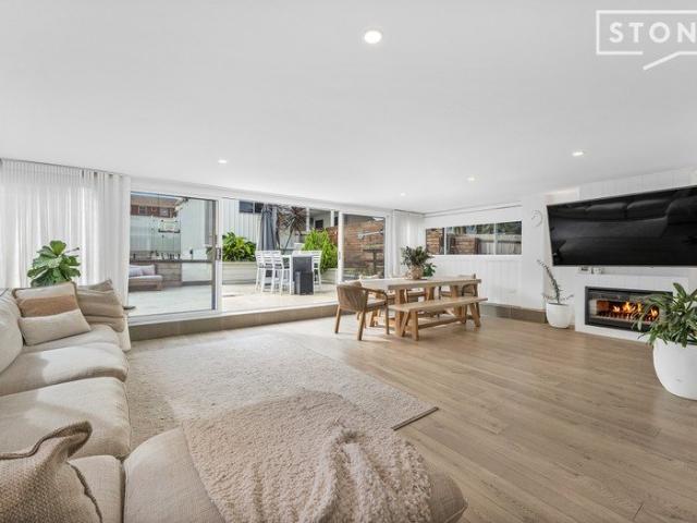 Spacious Coastal Family Retreat with Stunning Poolside Entertaining