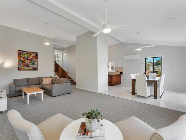 Spacious Coastal Home Just Moments from Terrigal Beach