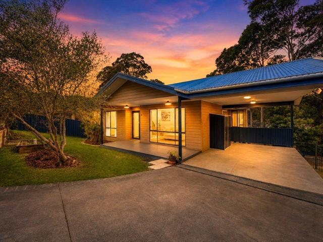 Spacious Coastal Living Unpack, Relax & Enjoy