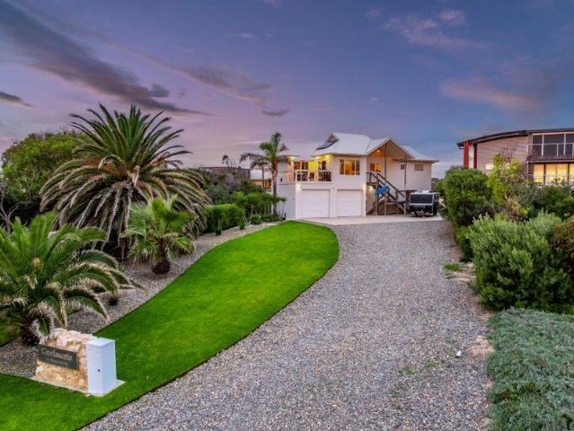 Spacious Coastal Living with Room for the Whole Family!