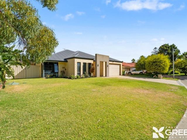 Spacious Coastal Living with Room for the Whole Family