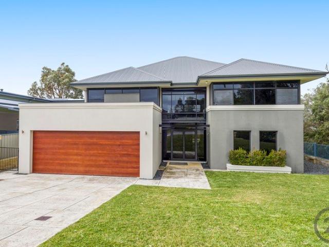Spacious Coastal Living in the Heart of Dawesville