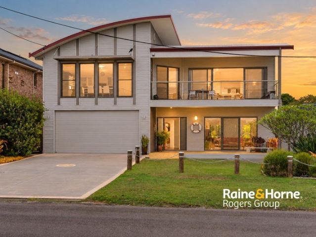 Spacious Coastal Living in the Heart of Norah Head