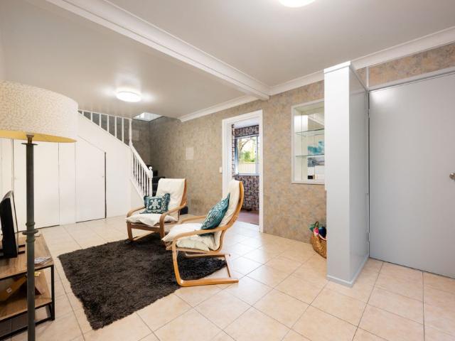 Spacious Coastal Living just moments from the Beach