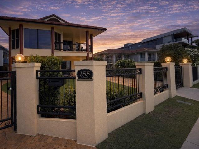 Prime Waterfront Nearly 1000m2! Sale By Negotiation