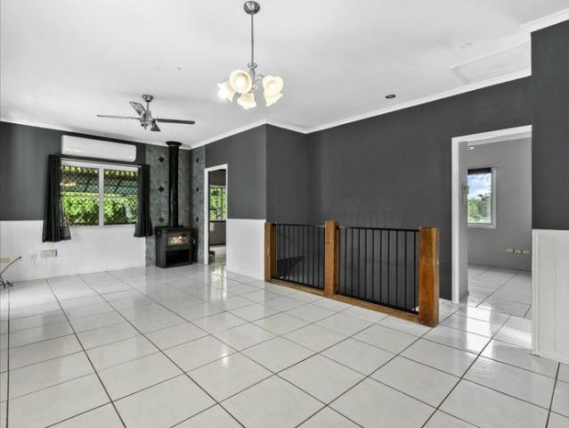 SPACIOUS COUNTRY HOME ON 5 FENCED RURAL ACRES