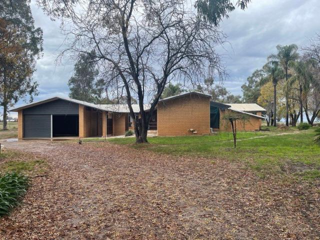 Spacious Country Living