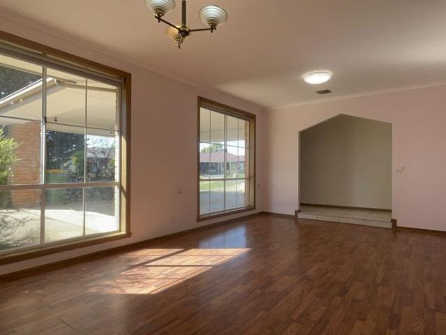 Spacious Court Location!