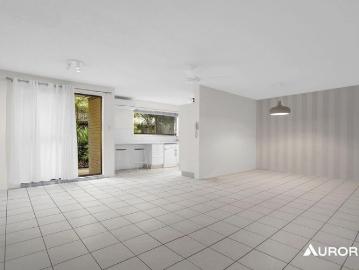 Spacious Courtyard Apartment in Quiet Toowong Location