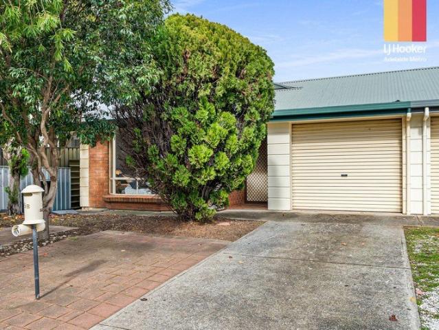 Spacious Courtyard Living in a Prime Tranmere Location