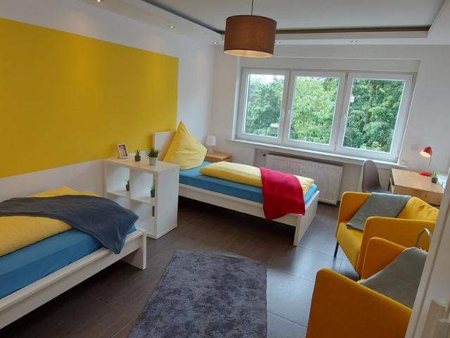 Spacious, cozy & glamorous. Bright apartment centrally located in Duisburg with garage Duisburg Amsterdam Apartments for Rent