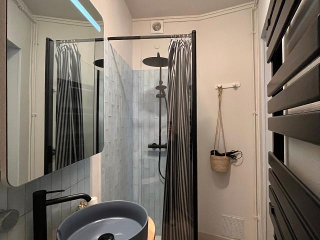 Spacious, cozy home close to park, Paris Amsterdam Apartments for Rent