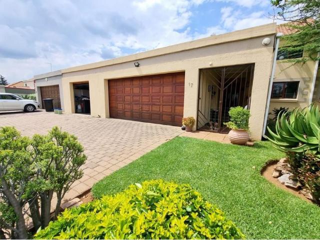 Spacious Cluster House in a Secure Complex to Rent in Rynfield, Benoni