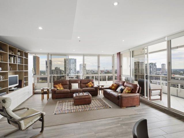 Spacious Crown Square Residence with Panoramic Views & Designer Upgrades