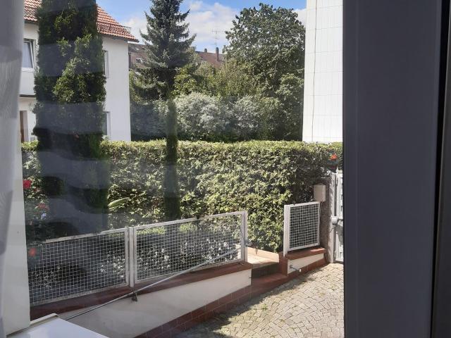Spacious, cute studio close to park, Nurnberg Amsterdam Apartments for Rent
