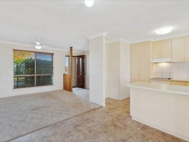 Spacious Darling Heights Home with Outdoor Entertaining