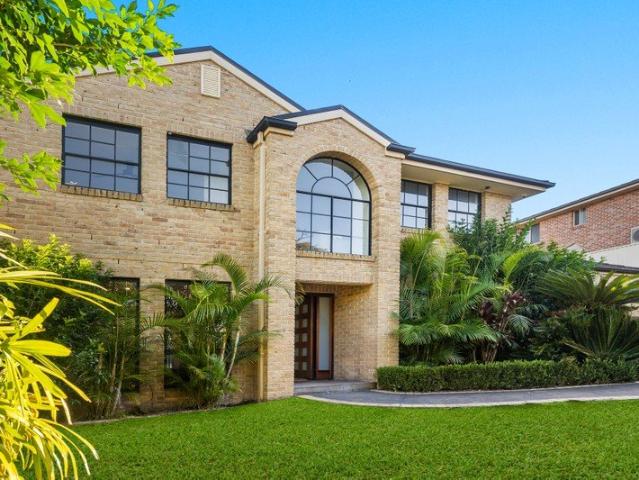Spacious Design Meets Peaceful Family Living