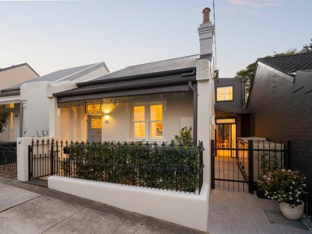 Spacious Designer Home in the Heart of Annandale Village