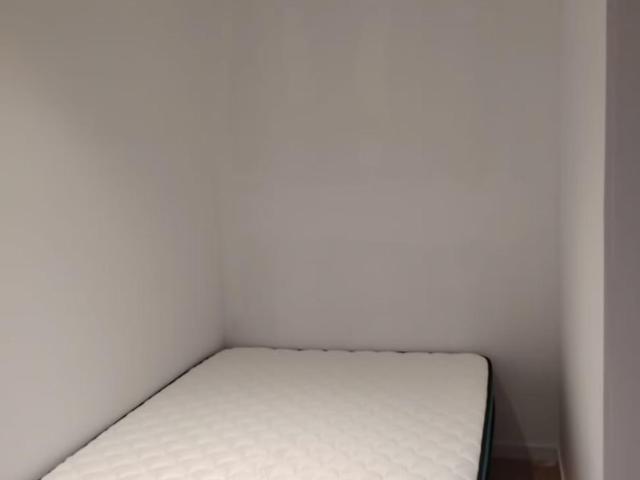 Spacious double bedroom