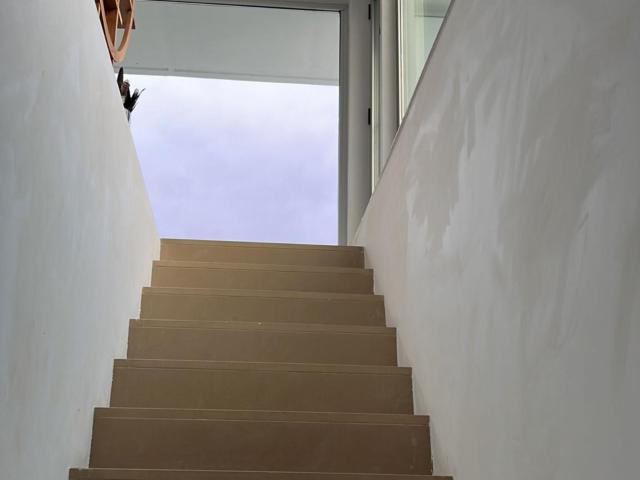 Spacious double bedroom close to Alicante