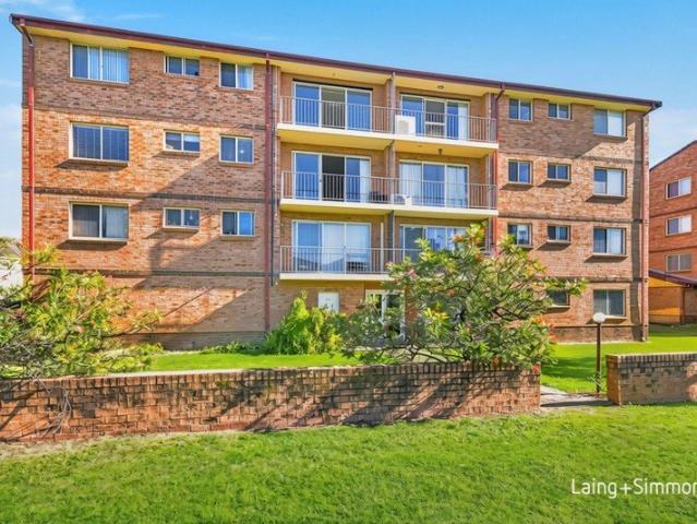 Spacious double brick apartment in a prime location