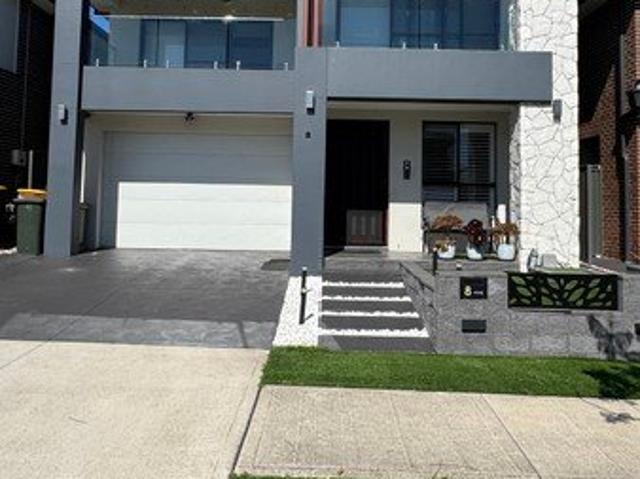Spacious Double Storey Family Home, with 20 KW Solar Panels and Low Maintenance Gardens!