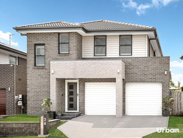 Spacious Double Storey Family Home with Outdoor Entertaining & Ample Storage!