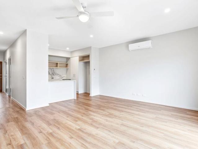 Spacious Double Storey Family Home with Study & Double Garage