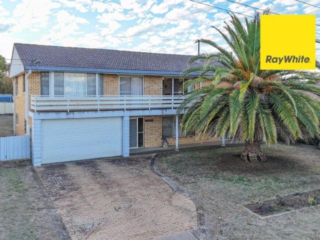 Spacious Double Storey Living on Ross Hill