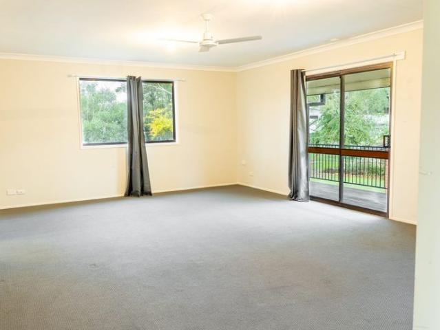 SPACIOUS DOUBLE STORY FAMILY HOME AVAILABLE NOW!