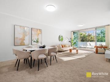 Spacious Dual Aspect Living with 164sqm on Title in the Heart of Zetland Precint