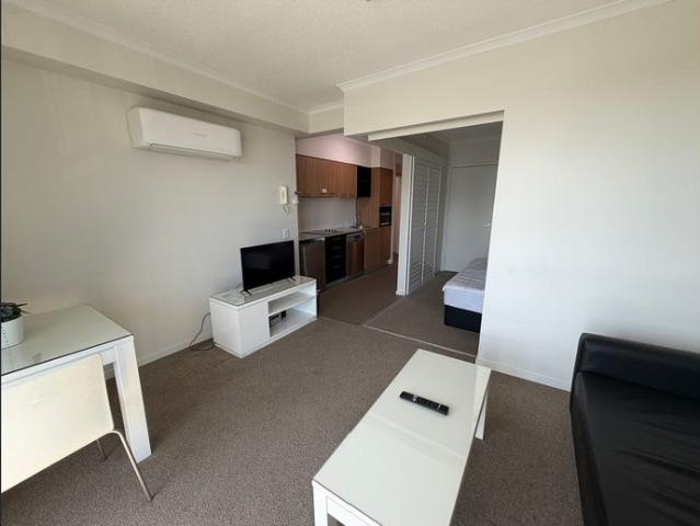 Spacious Dual Key Apartment with Flexible Living Options