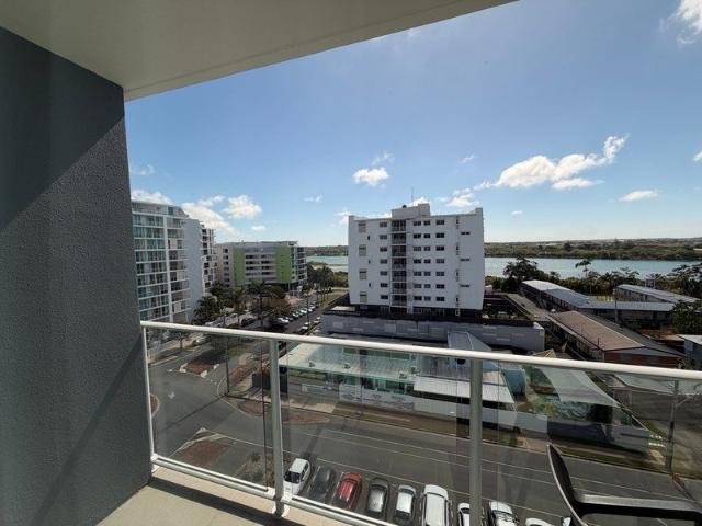 Spacious Dual Key Apartment with Flexible Living Options