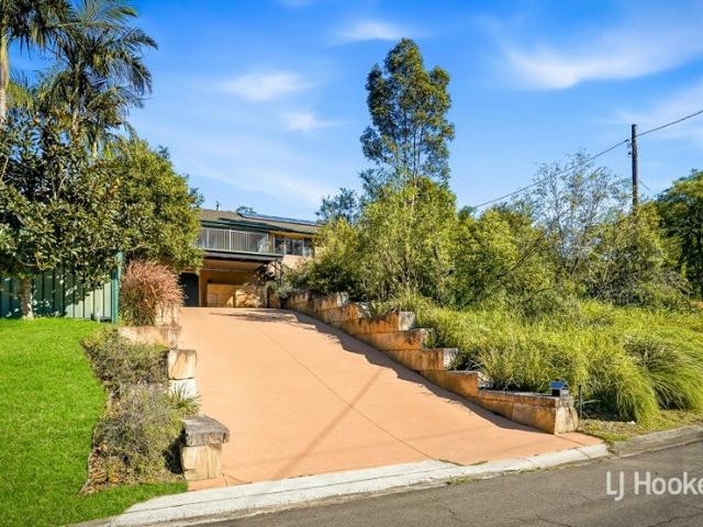 Spacious Dual Living Opportunity on 1,296sqm approx Near the Nepean River