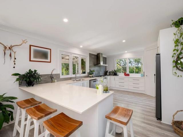 Spacious Dual Living on Approx. 4,000m² with Mount Ninderry Views!