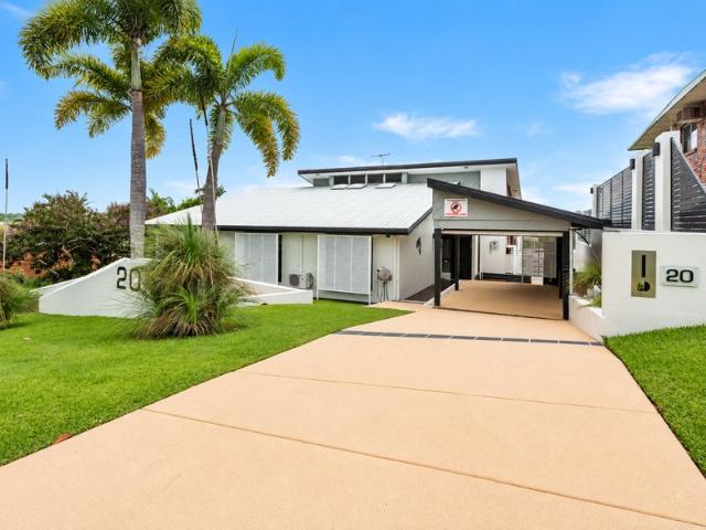 Spacious dual living residence with pool views and an enviable lifestyle location