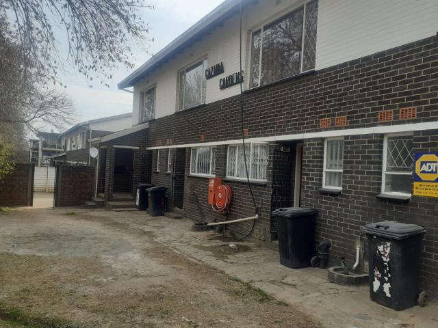 Spacious duplex apartment in Windsor East