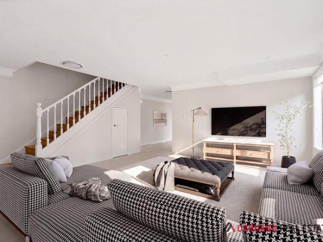 Spacious Duplex In Prime Location, Walking Distance to Beach