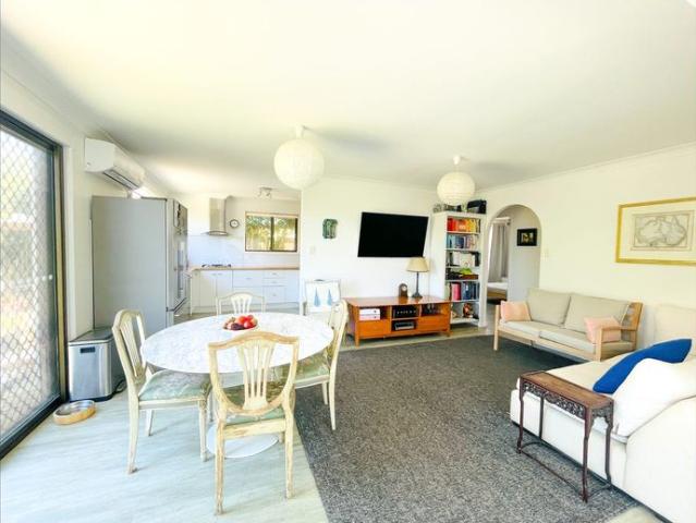Spacious duplex located on Kingscliff Hill